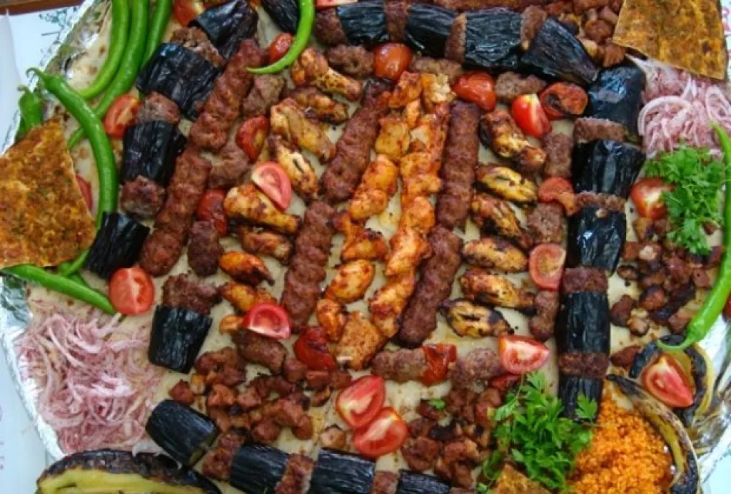 Karışık Vali Kebabı