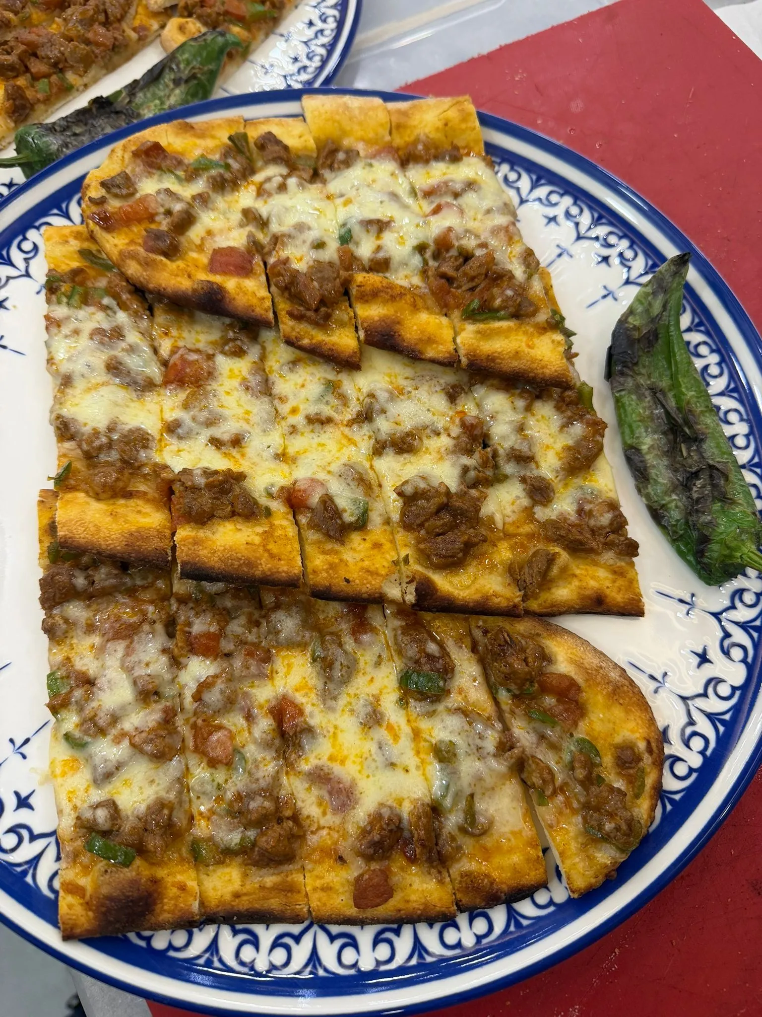 Kuşbaşılı Pide Köz Patlıcanlı