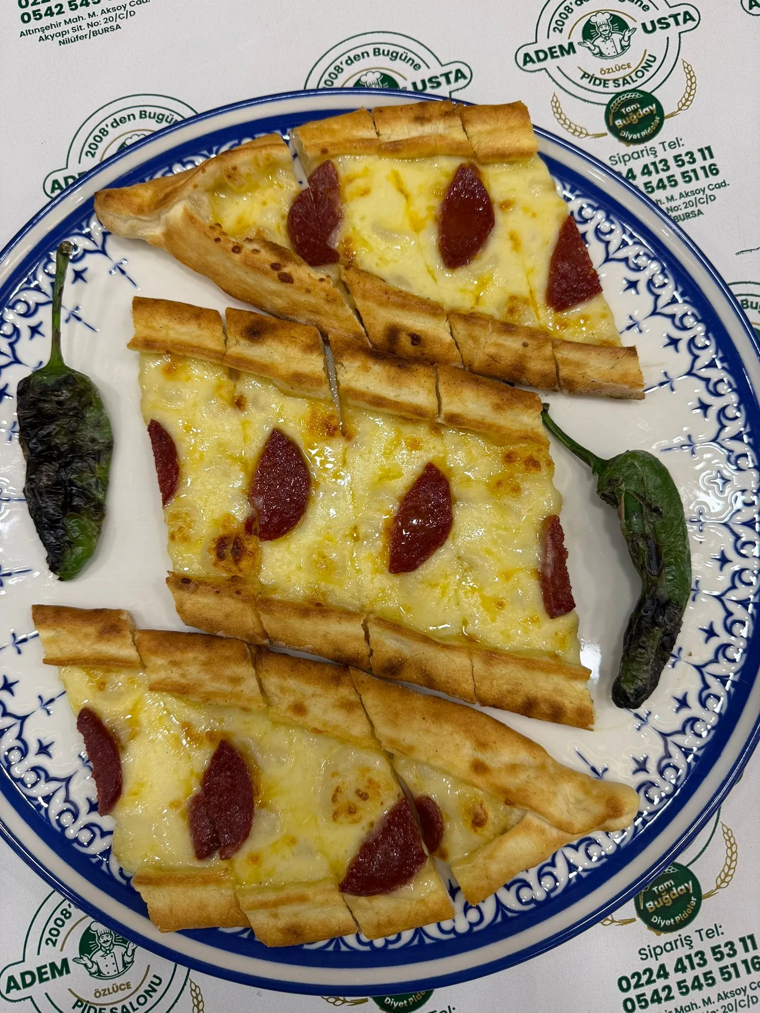 Kaşarlı Kasap Sucuklu Pide